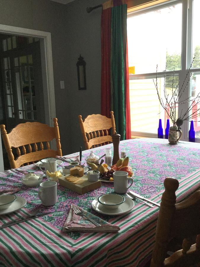Meems Elliston B&B Dış mekan fotoğraf