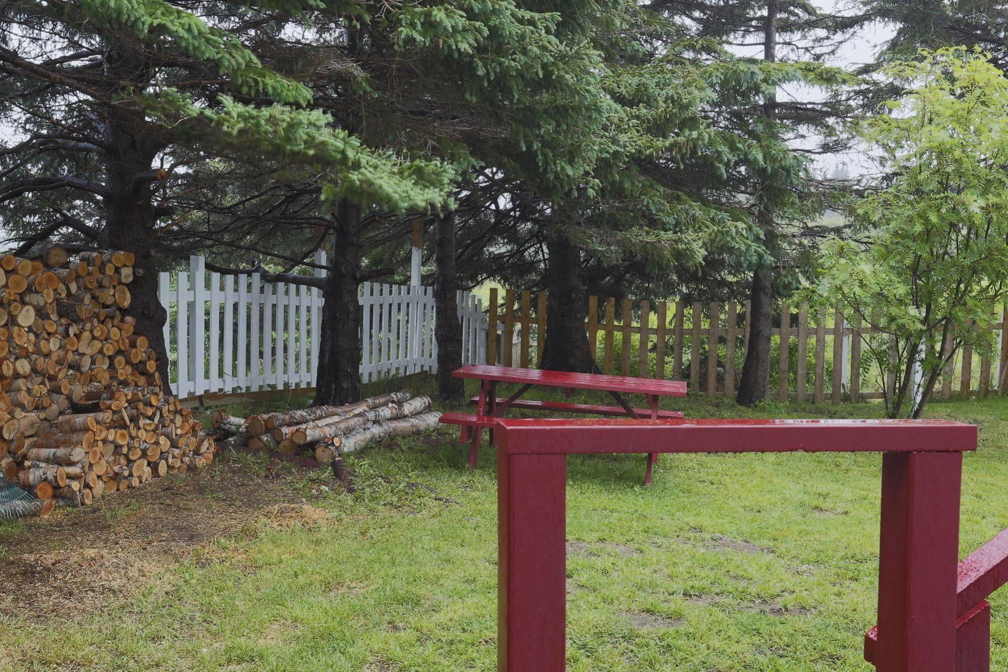 Meems Elliston B&B Dış mekan fotoğraf